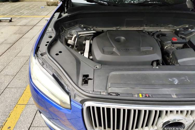 Used Volvo XC90 2015 T6 Zhiya Edition 7-seater Engine Bay Right