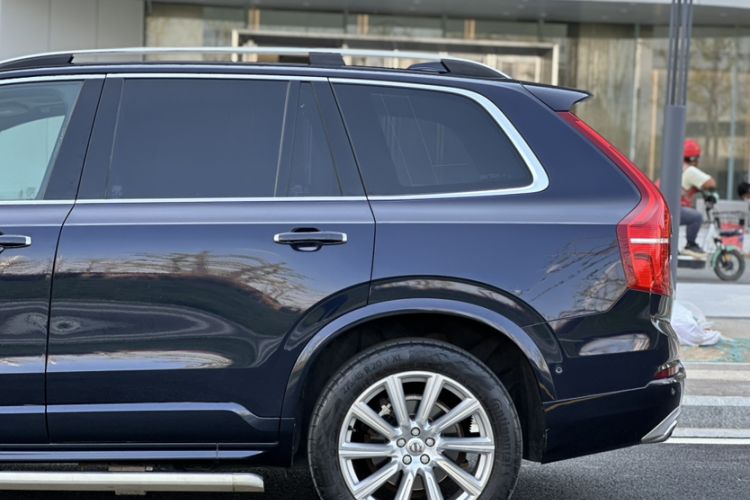 Used Volvo XC90 2015 T6 Luxury Edition 5-seater Exterior 12