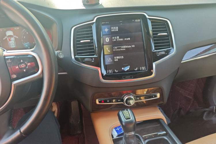 Used Volvo XC90 2015 T6 Zhiya Edition 7-seater Audio And AC Panel