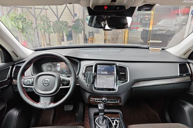 Used Volvo XC90 2015 T6 Zhiya Edition 7-seater Center Console