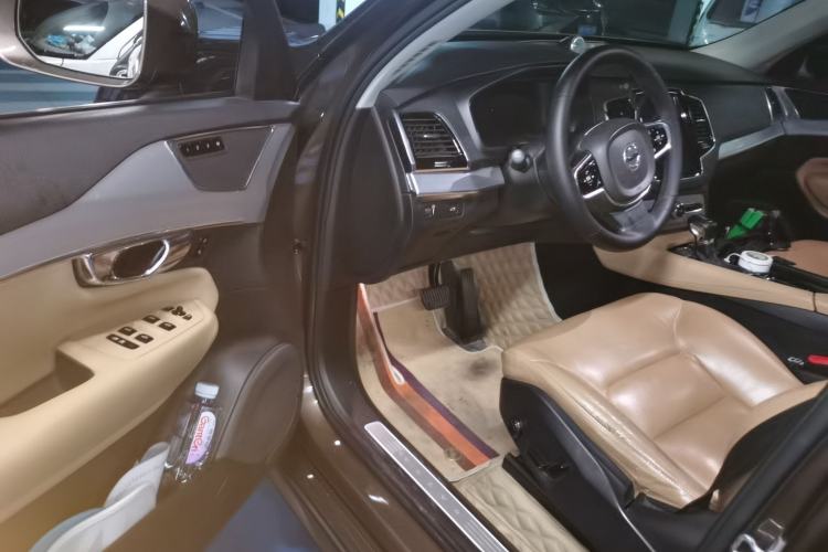 Used Volvo XC90 2015 T6 Zhiyi Edition 7-Seater Driver Seat