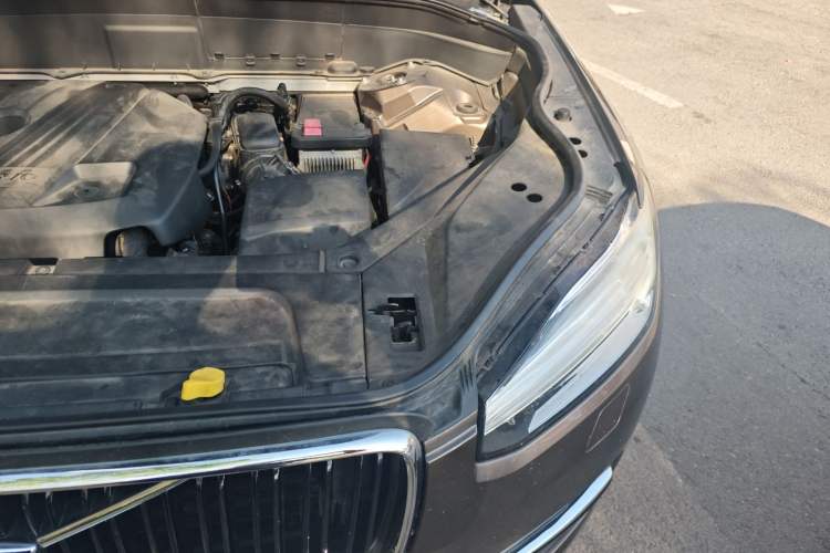 Used Volvo XC90 2015 T6 Zhiya Edition 7-seater Engine Bay Left