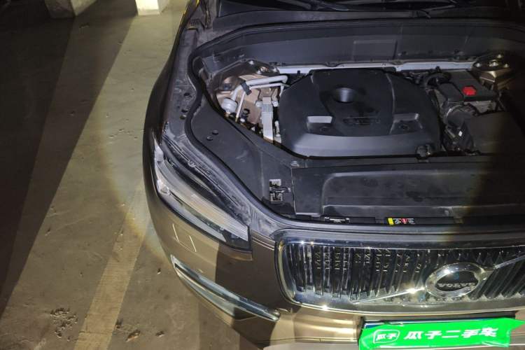 Used Volvo XC90 2015 T6 Zhiya Edition 7-seater Engine Bay Right