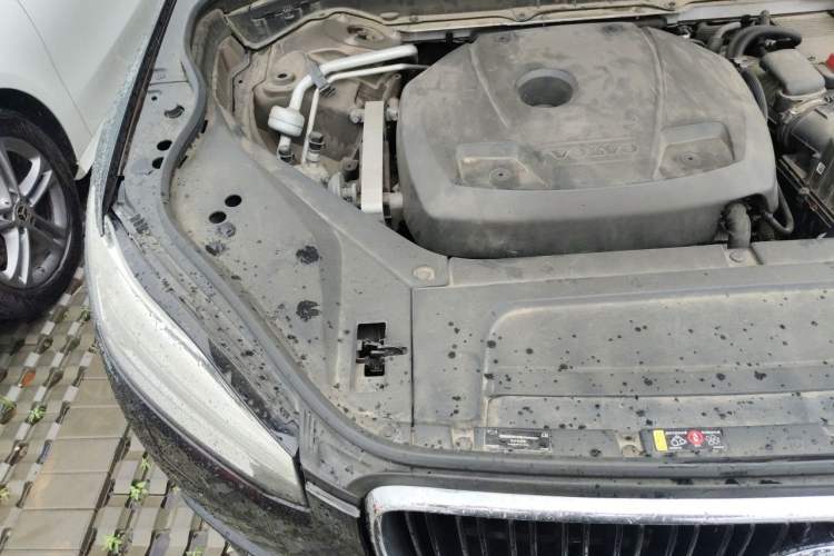 Used Volvo XC90 2015 T6 Zhiyi Edition 5-seater Engine Bay Right