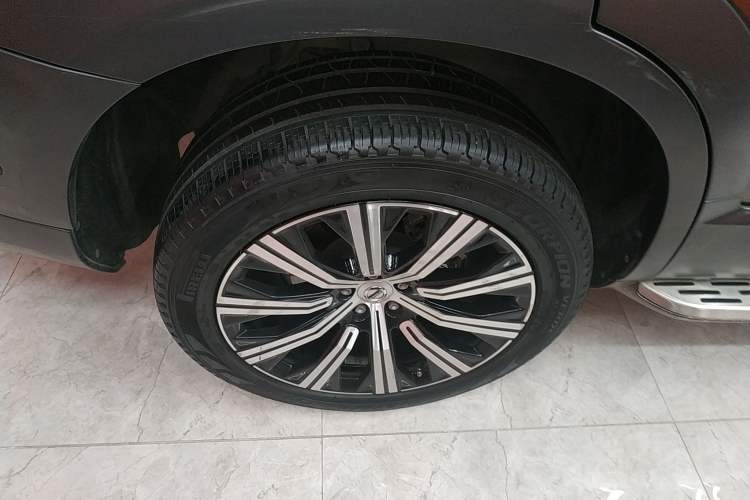 Used Volvo XC90 2015 T6 Zhiya Edition 7-seater Exterior 2