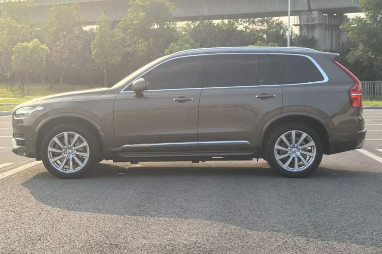 Used Volvo XC90 2015 T6 Prestige 7-Seater Exterior 3