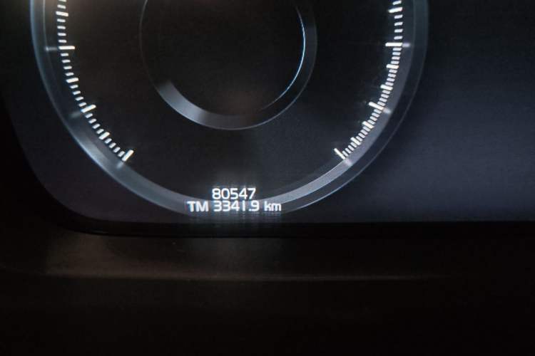 Used Volvo XC90 2015 T6 Zhiya Edition 7-seater Odometer Close Up