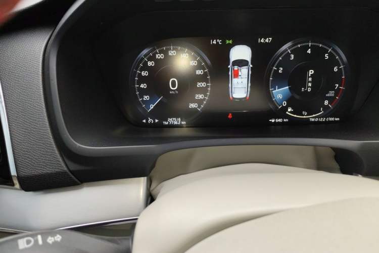 Used Volvo XC90 2015 T6 Zhiyi Edition 5-seater Odometer Close Up