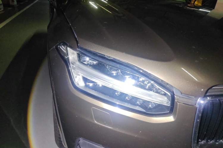 Used Volvo XC90 2015 T6 Zhiyi Edition 5-seater Right Front Headlight