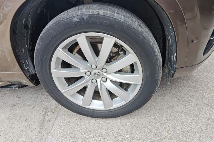 Used Volvo XC90 2015 T6 Zhiya Edition 7-seater Right Front Wheel Hub