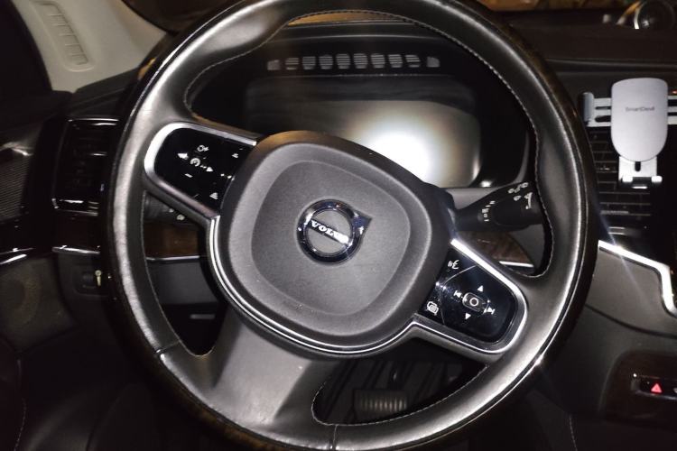 Used Volvo XC90 2015 T6 Prestige 7-Seater Steering Wheel