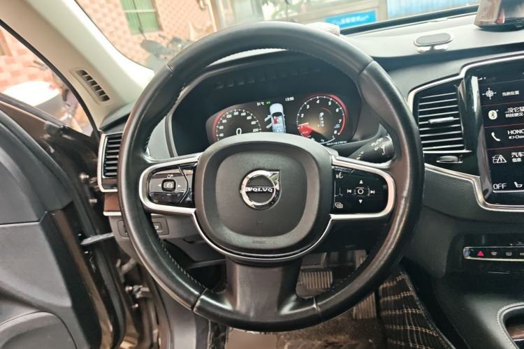 Used Volvo XC90 2015 T6 Zhiya Edition 7-seater Steering Wheel