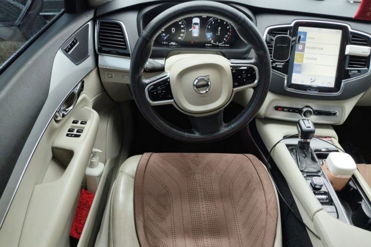 Used Volvo XC90 2015 T6 Zhiyi Edition 5-seater Steering Wheel