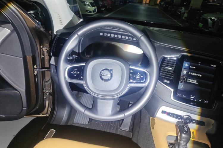 Used Volvo XC90 2015 T6 Zhiyi Edition 5-seater Steering Wheel
