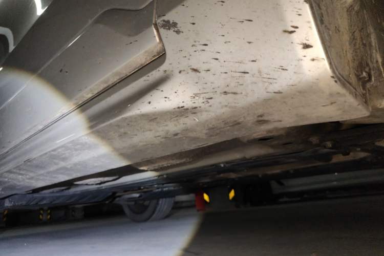 Used Volvo XC90  Chassis Front Right