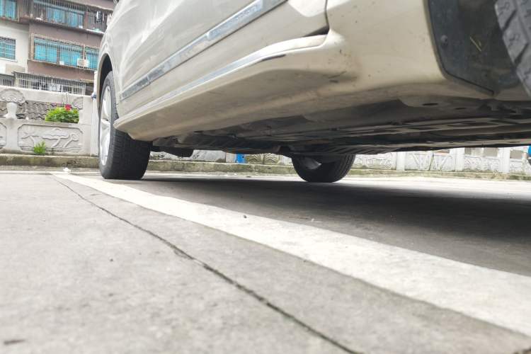 Used Volvo XC90 2015 T6 Zhiyi Edition 7-Seater Chassis Front Right
