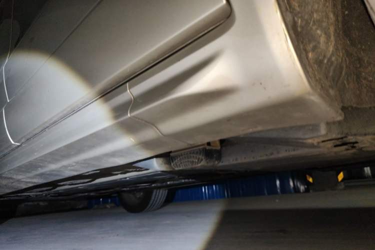 Used Volvo XC90  Chassis Rear Left