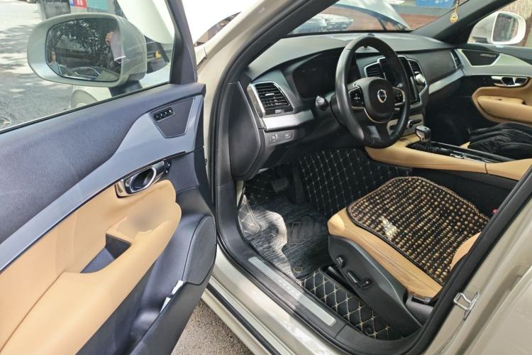 Used Volvo XC90 2015 T6 Zhiyi Edition 7-Seater Driver Seat