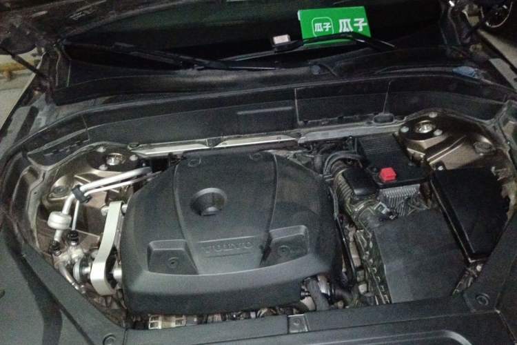 Used Volvo XC90 2015 T6 Zhiya Edition 7-seater Engine Bay