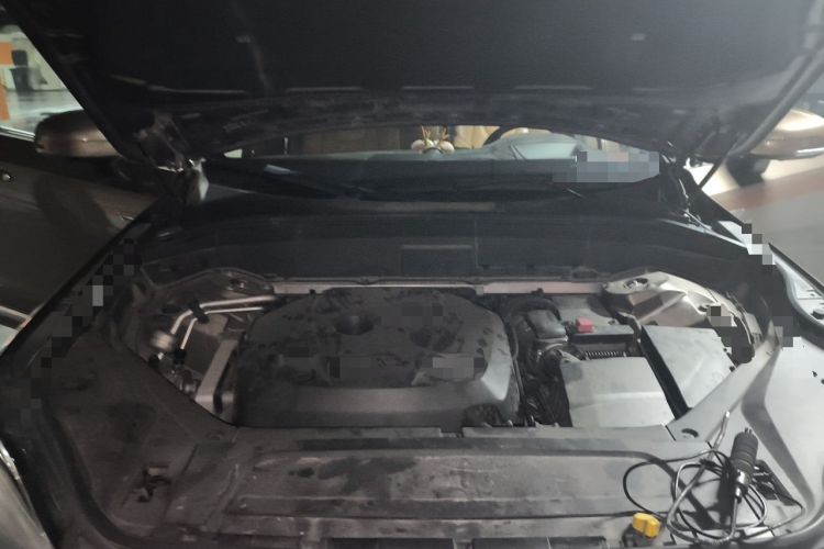 Used Volvo XC90 2015 T6 Prestige 7-Seater Engine Bay