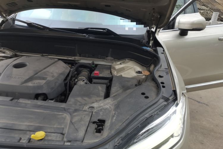Used Volvo XC90 2015 T6 Zhiyi Edition 7-Seater Engine Bay Left