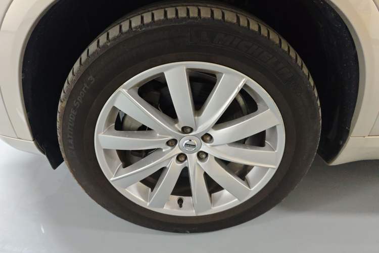 Used Volvo XC90 2015 T6 Luxury Edition 5-seater Exterior 7