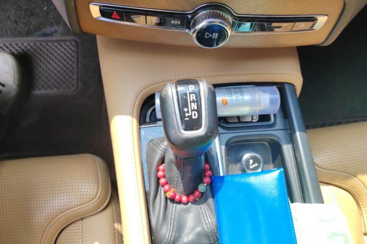 Used Volvo XC90 2015 T6 Zhiya Edition 7-seater Gear Lever