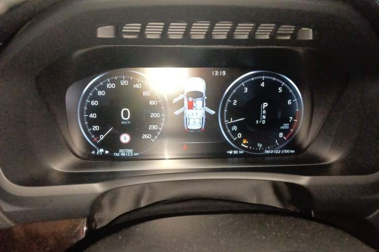 Used Volvo XC90 2015 T6 Zhiya Edition 7-seater Instrument Cluster