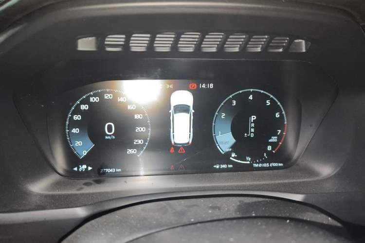 Used Volvo XC90 2015 T6 Prestige 7-Seater Instrument Cluster