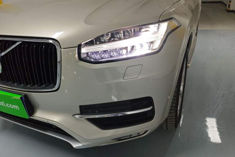 Used Volvo XC90 2015 T6 Luxury Edition 5-seater Left Front Headlight