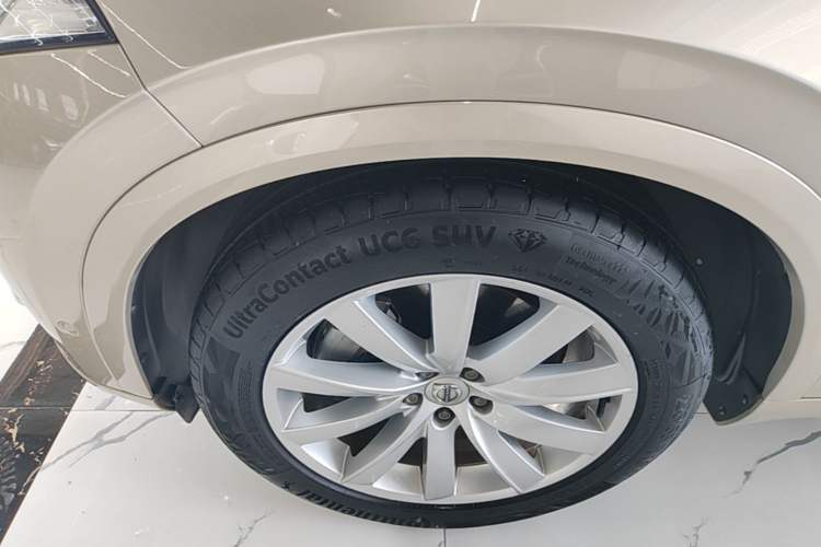 Used Volvo XC90 2015 T6 Luxury Edition 5-seater Left Front Wheel Hub