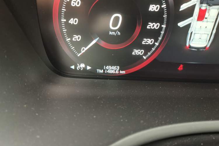 Used Volvo XC90 2015 T6 Zhiyi Edition 7-Seater Odometer Close Up