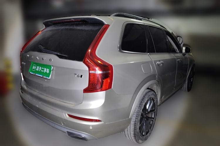 Used Volvo XC90  Rear Right 45 Deg