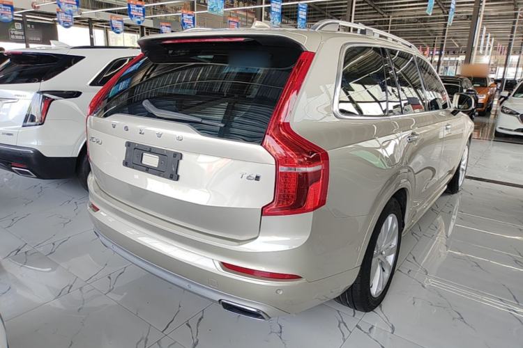 Used Volvo XC90 2015 T6 Luxury Edition 5-seater Rear Right 45 Deg