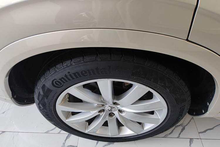 Used Volvo XC90 2015 T6 Luxury Edition 5-seater Right Rear Wheel Hub