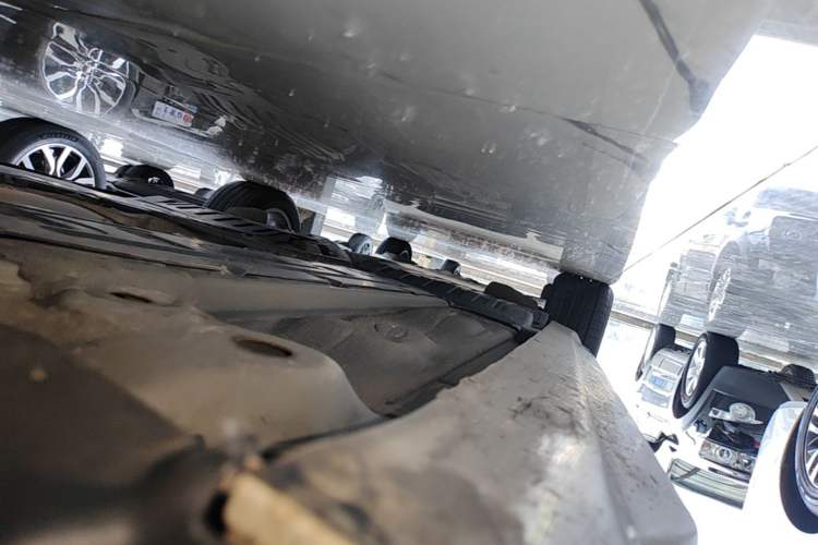 Used Volvo XC90 2015 T6 Luxury Edition 5-seater Right Side Sill
