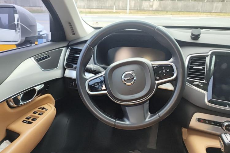 Used Volvo XC90 2015 T6 Zhiyi Edition 7-Seater Steering Wheel