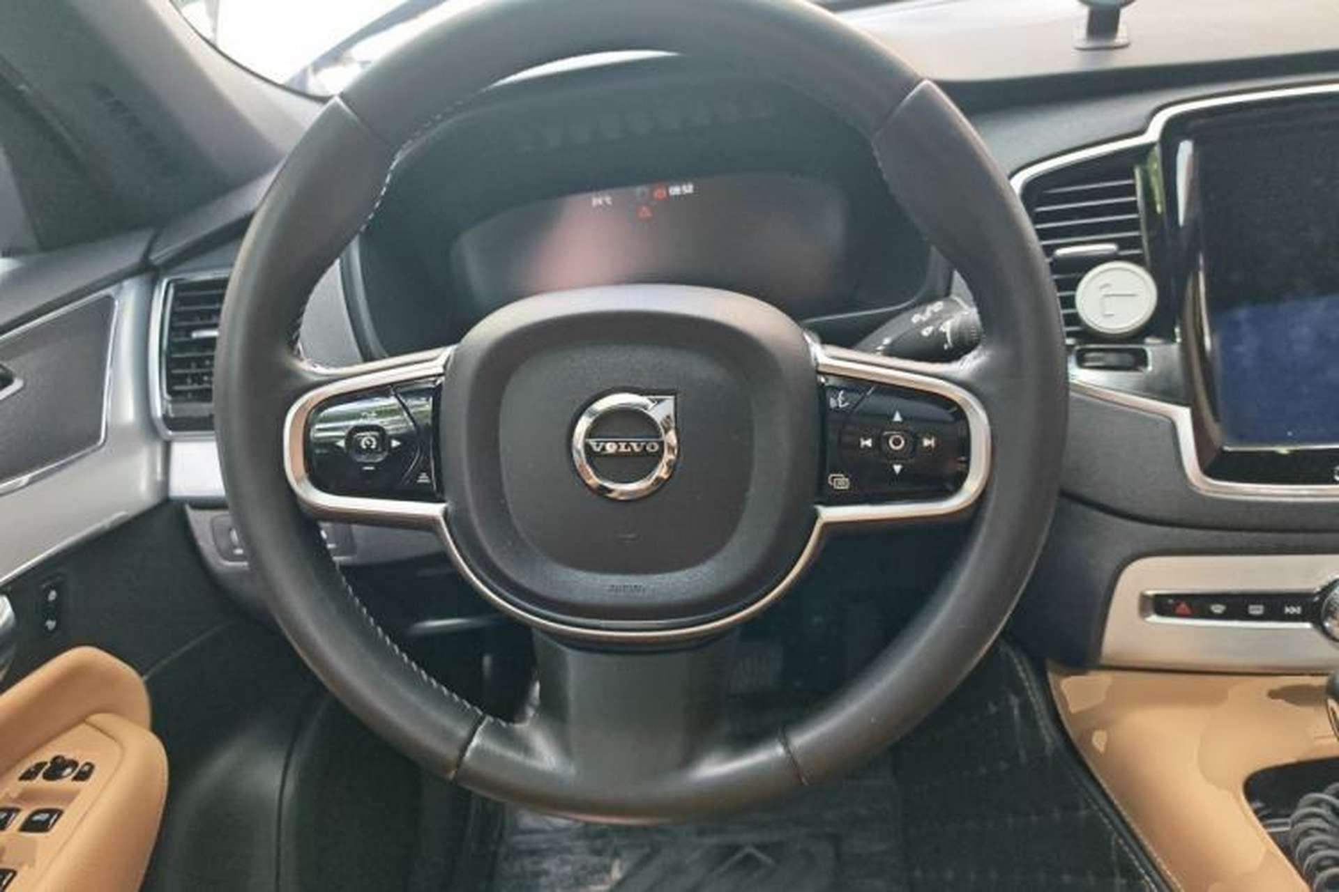 Used Volvo XC90 2015 T6 Zhiyi Edition 7-Seater Steering Wheel