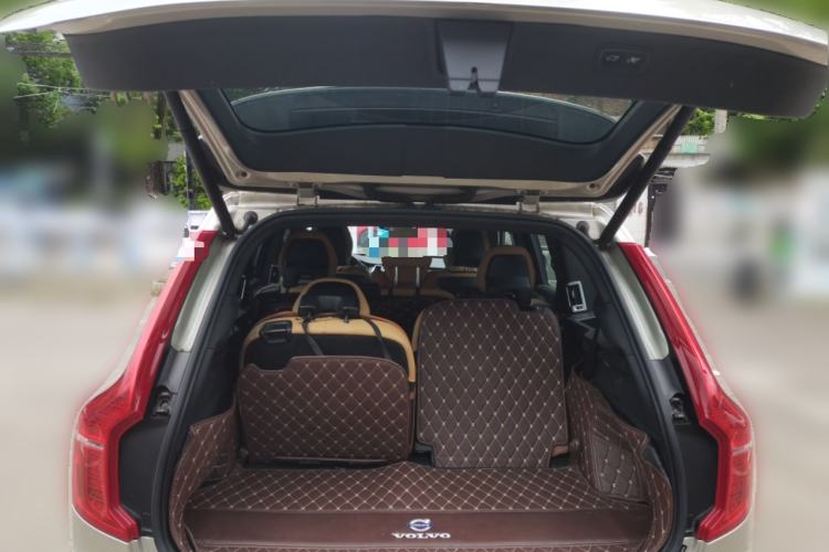 Used Volvo XC90 2015 T6 Zhiyi Edition 7-Seater Trunk