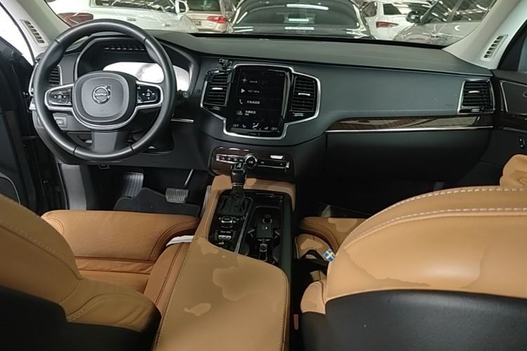 Used Volvo XC90 2015 T6 Zhiya Edition 7-seater Center Console
