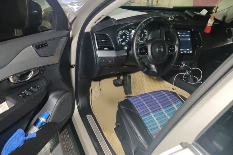 Used Volvo XC90 2015 T6 Zhiyi Edition 7-Seater Driver Seat