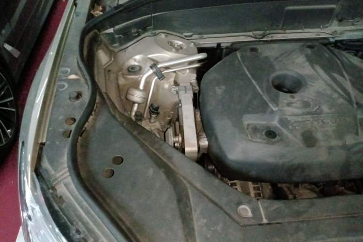 Used Volvo XC90 2015 T6 Zhiya Edition 7-seater Engine Bay Right
