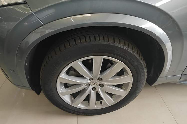Used Volvo XC90 2015 T6 Zhiya Edition 7-seater Exterior 4