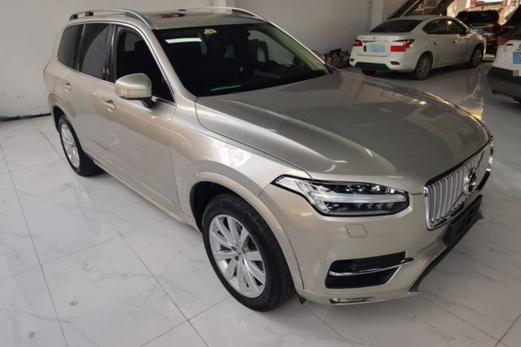 Used Volvo XC90 2015 T6 Zhiyi Edition 7-Seater Front Right 45 Deg