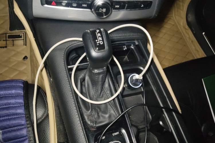 Used Volvo XC90 2015 T6 Zhiyi Edition 7-Seater Gear Lever
