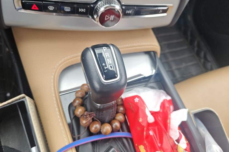Used Volvo XC90 2015 T6 Zhiyi Edition 7-Seater Gear Lever