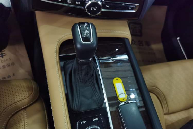 Used Volvo XC90 2015 T6 Zhiya Edition 7-seater Gear Lever