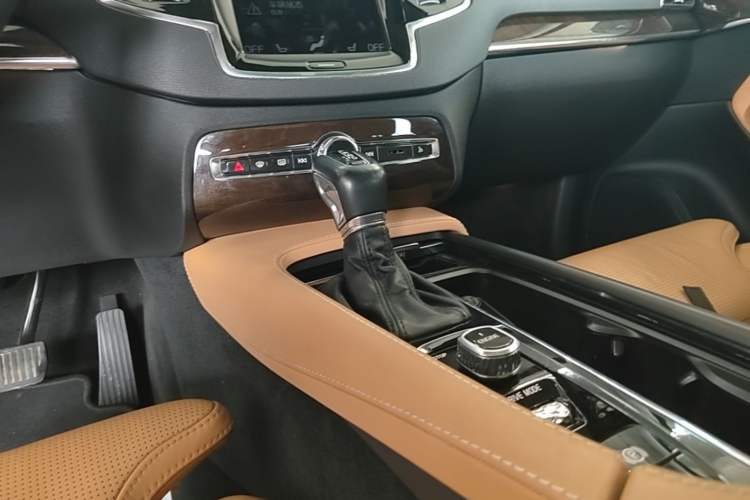 Used Volvo XC90 2015 T6 Zhiya Edition 7-seater Gear Lever