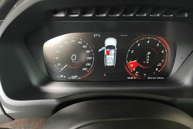 Used Volvo XC90 2015 T6 Zhiya Edition 7-seater Instrument Cluster