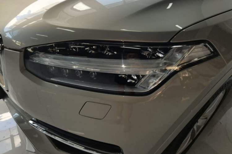 Used Volvo XC90 2015 T6 Zhiyi Edition 7-Seater Left Front Headlight